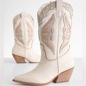 Steve Madden Wynter Western Boot